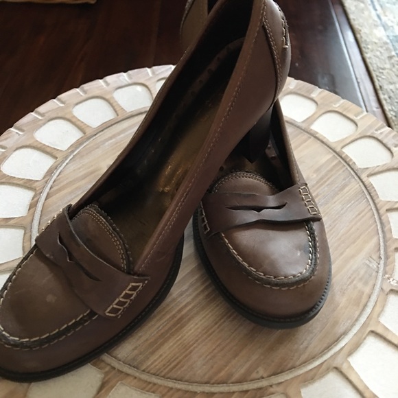 Michelle D leather heeled penny loafers - Picture 3 of 14